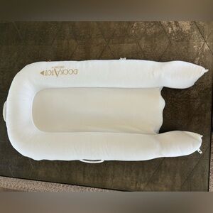 Doc a Tot Deluxe - white